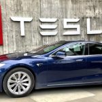 टेस्लाले किन बन्द गर्यो मोडेल एस र एक्स?