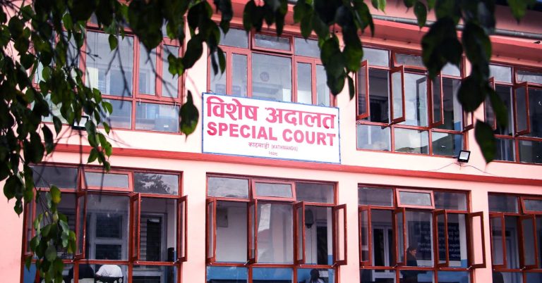 नक्कली विद्यावारिधि देखाएर जागिर खाने त्रिविका सह-परीक्षा नियन्त्रक प्रसाईँ दोषी ठहर, ६ महिना जेल