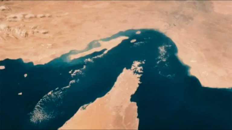 स्ट्रेट अफ होर्मुजमा अमेरिकी नाकाबन्दी : विश्व व्यापारमा ठुलो अन्योल छायो