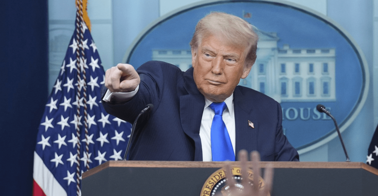 ट्रम्पको अर्को कडा कदम: अब विदेशी मूलका अमेरिकीको नागरिकता खोसिने, क-कसलाई पर्ला असर?