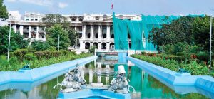 सरकारी खर्चमा व्यापक कटौती