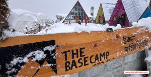 मनाङमा भारी हिमपात (तस्बिरहरु)