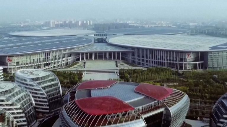 चिनियाँ बजारमा युएईका उत्पादन स् ऊँटको दूध रोजाइमा