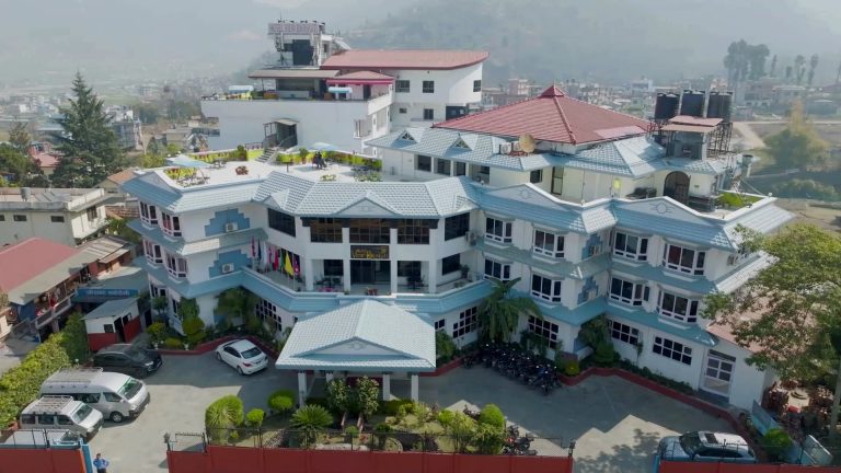 होटेल भ्यु भृकुटीले अङ्ग्रेजी नयाँ वर्ष लक्षित विशेष अफर सार्वजनिक