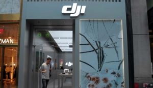 डीजेआईले भिडियो क्रिएटरका लागि सार्वजनिक गर्यो हलुका आरएस ५ क्यामरा गिम्बल