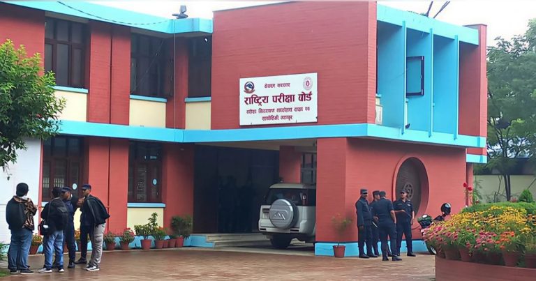 एसईई : ९ बजेपछि विद्यार्थीले नतिजा हेर्नसक्ने, कसरी ?