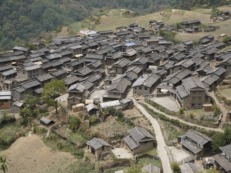 सडक सञ्जालमा जोडिँदै गुर्जा