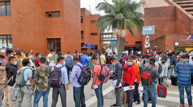 खाडीसहित ७ देशमा किन खोलियो पुन: श्रम स्वीकृति ?