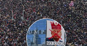 अमेरिकाभर ट्रम्पविरुद्ध ‘नो किंग्स’ र्‍याली : ५० वटै राज्यमा उत्रिए लाखौँ प्रदर्शनकारी