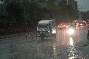 काठमाडौंसहित विभिन्न जिल्लामा वर्षा सुरु