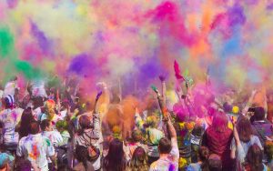 तराईमा आज होली पर्व मनाइँदै