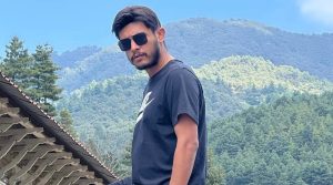 कलाकार ‘बले’ पक्राउ