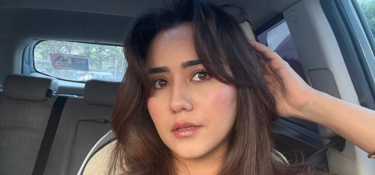 अन्याय विरुद्ध बोल्नेलाई प्रश्नले नथिचौँ : अभिनेत्री खड्का