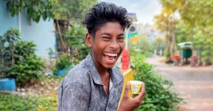 इन्टरनेटमा भाइरल भएको हाँसो, संघर्षपछि अरुणले हासिल गर्नुभयो यस्तो सफलता