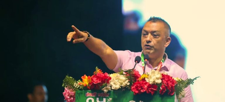 खुलामञ्चबाट गगन थापाले किन भने संसद् खुला छैन ?