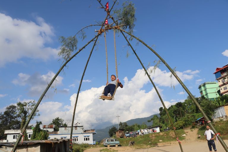 लिङ्गे पिङको परम्परा जोगाउन नगरपालिकको सहयोग